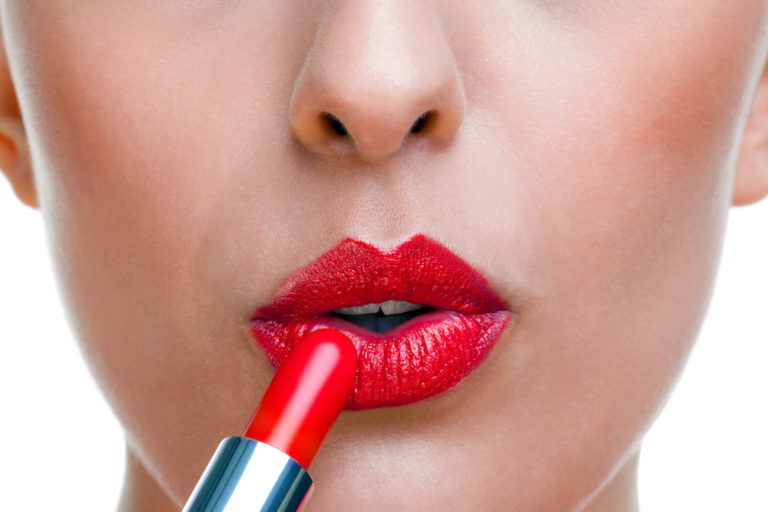 benefits of lipstick